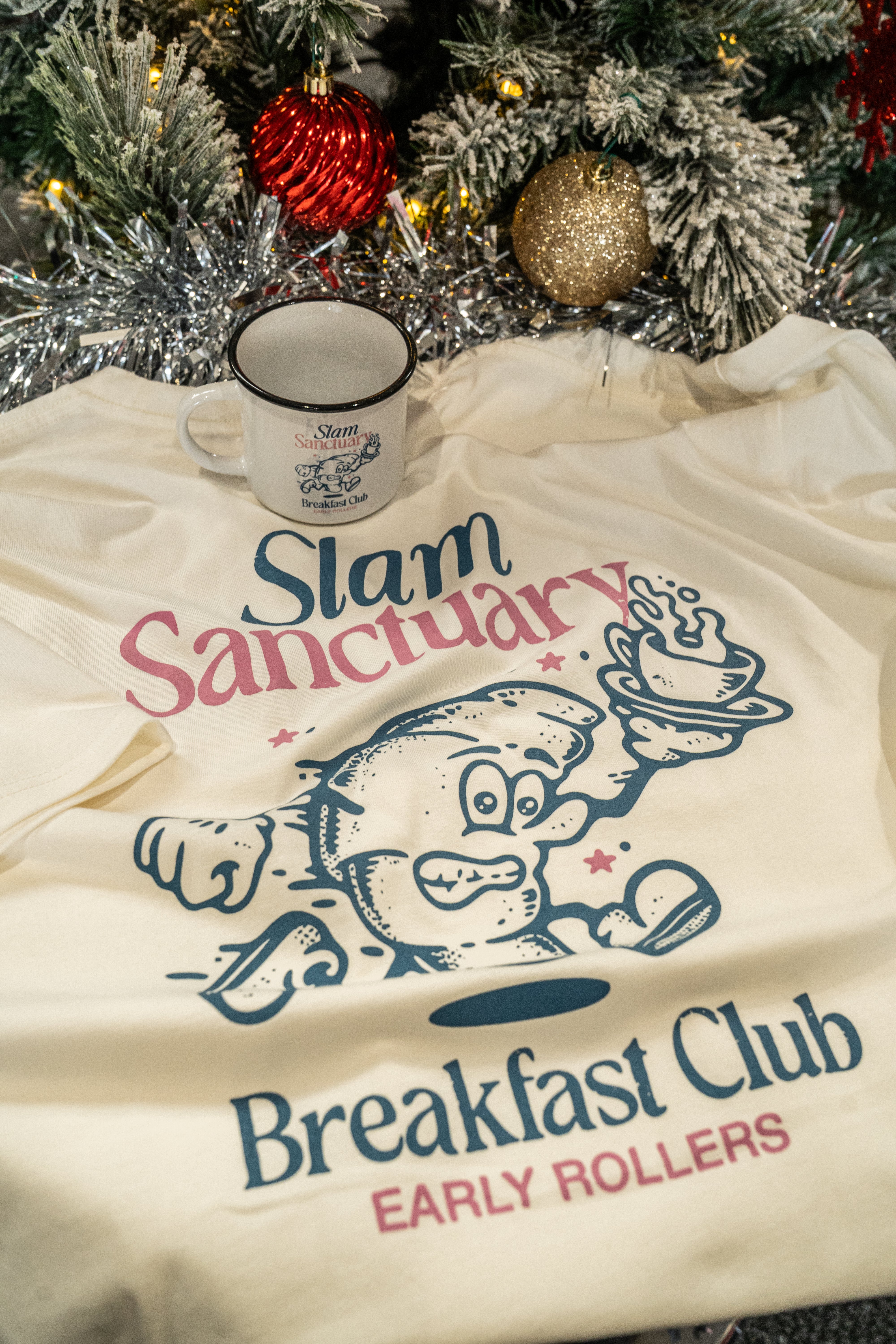 BREAKFAST CLUB T-SHIRT & MUG GIFT SET