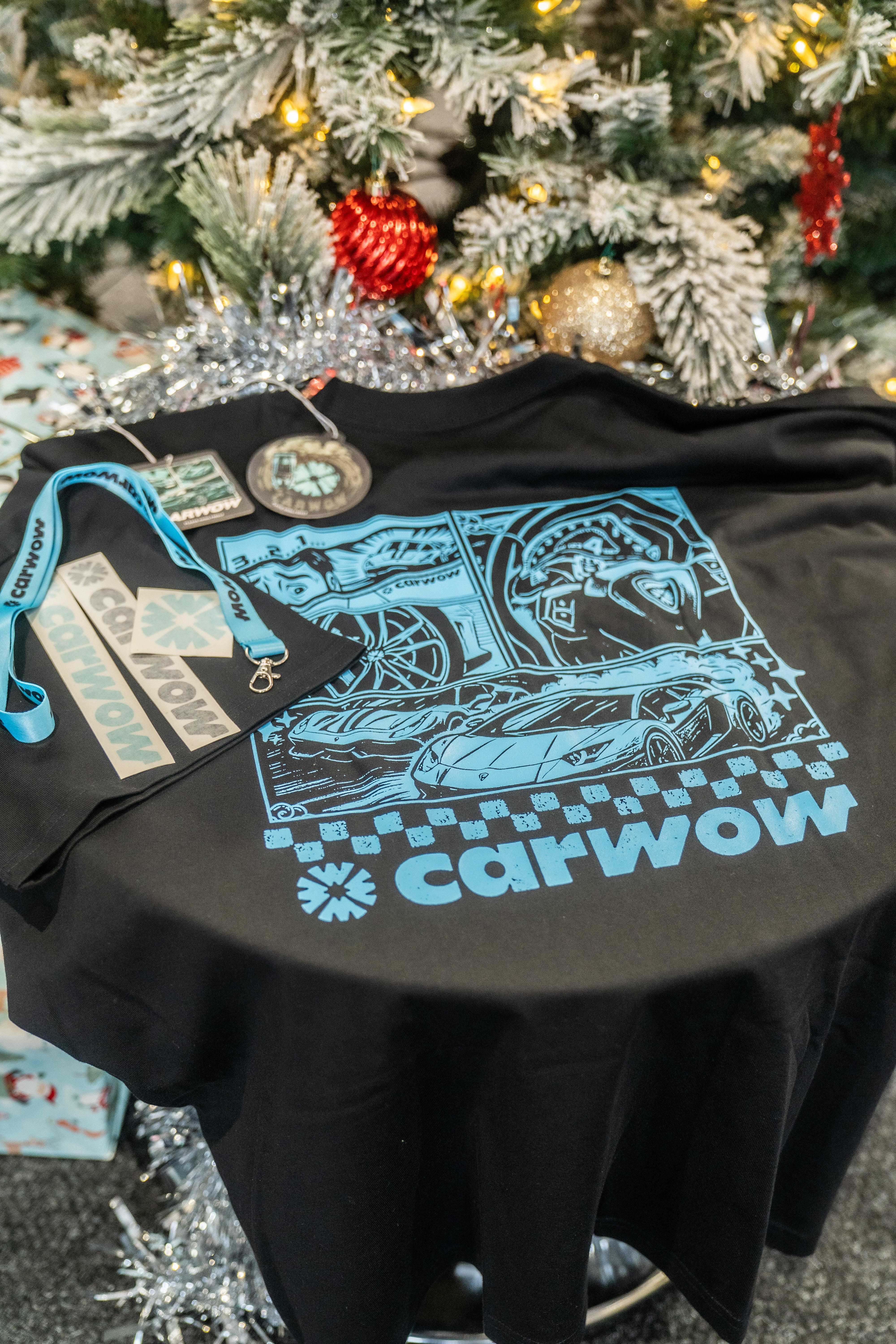 CARWOW 1/4 MILE MASTERS SHORTSLEEVE T-SHIRT GIFT SET