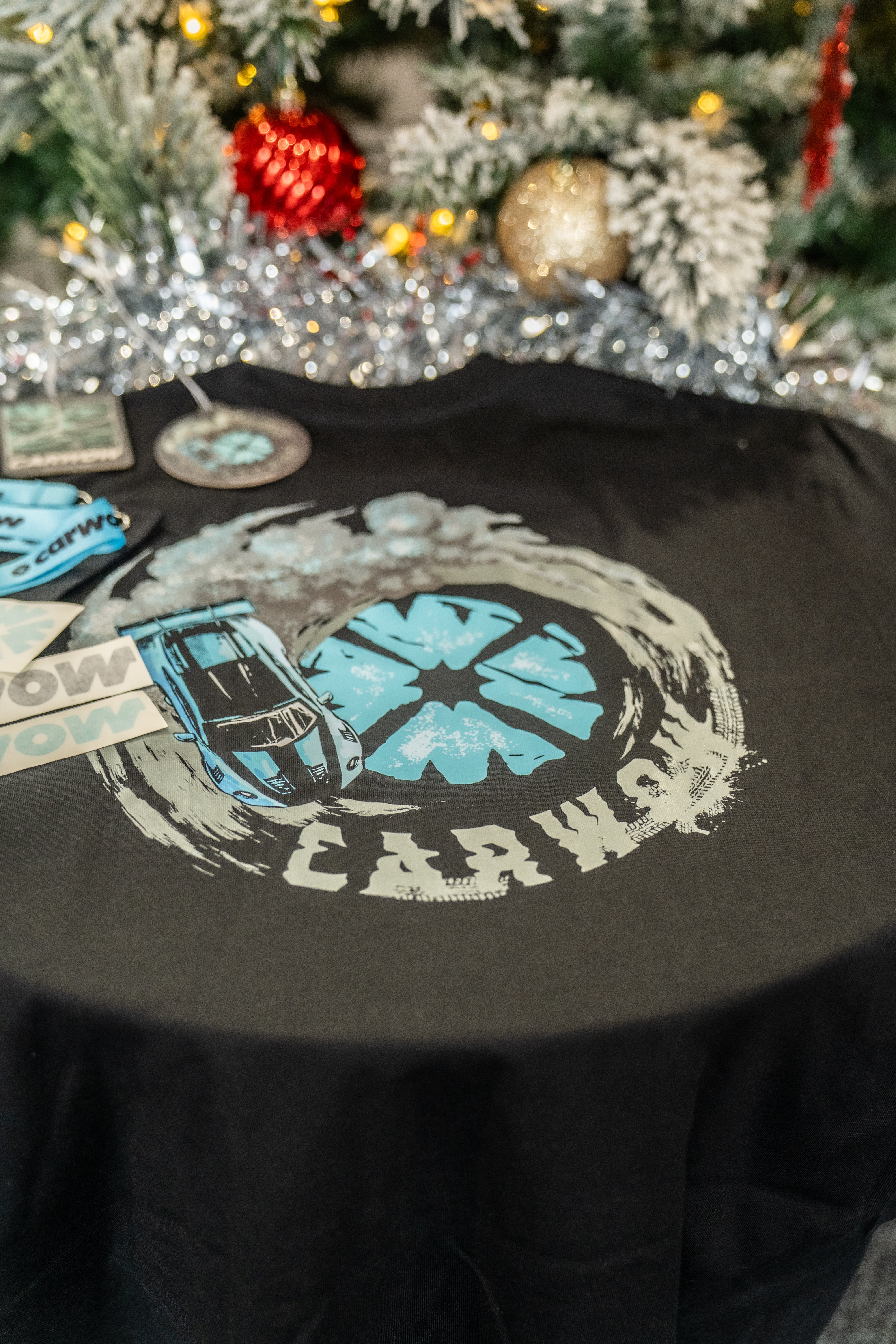 CARWOW DONUT T-SHIRT GIFT SET