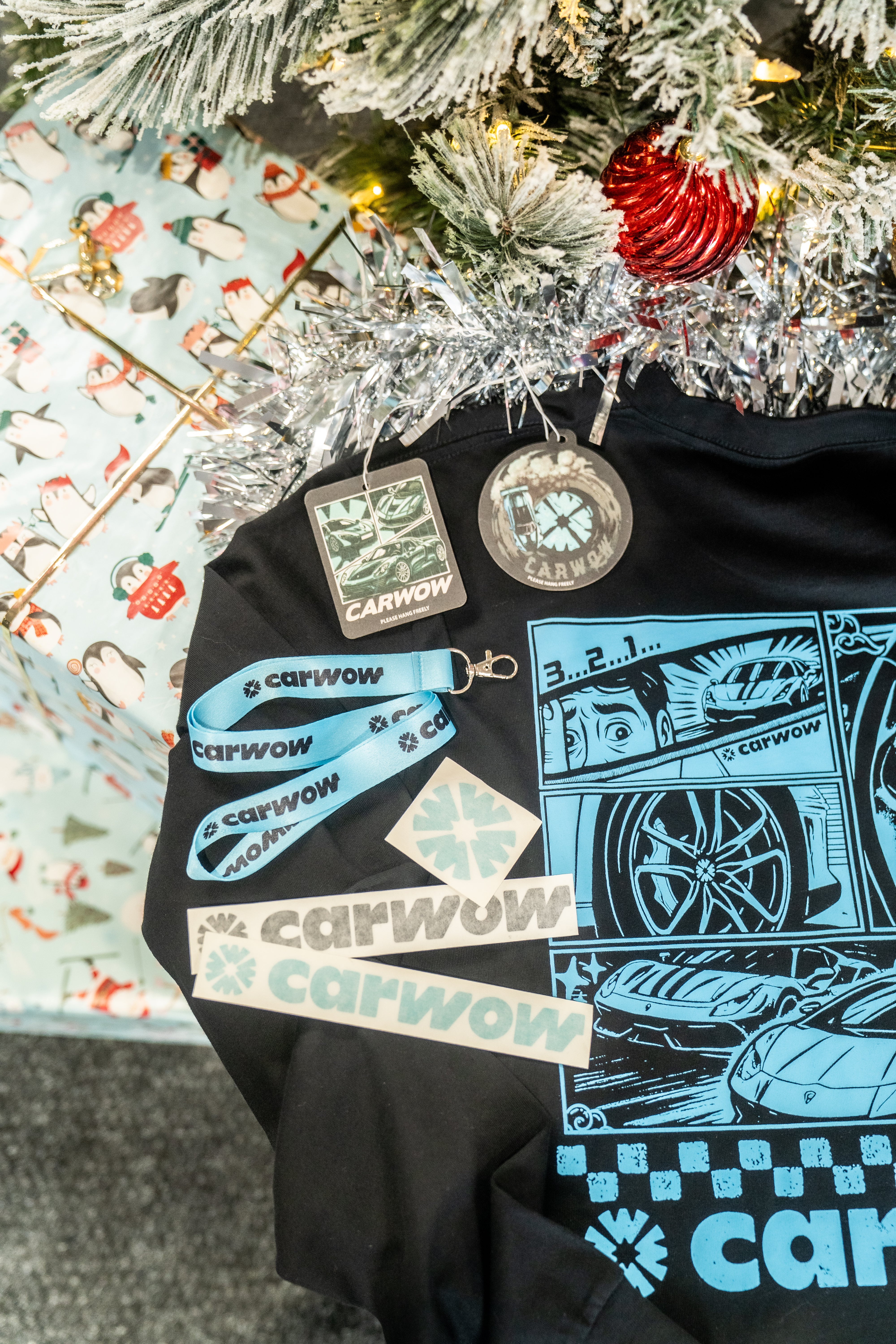 CARWOW 1/4 MILE MASTERS LONG SLEEVE T-SHIRT GIFT SET