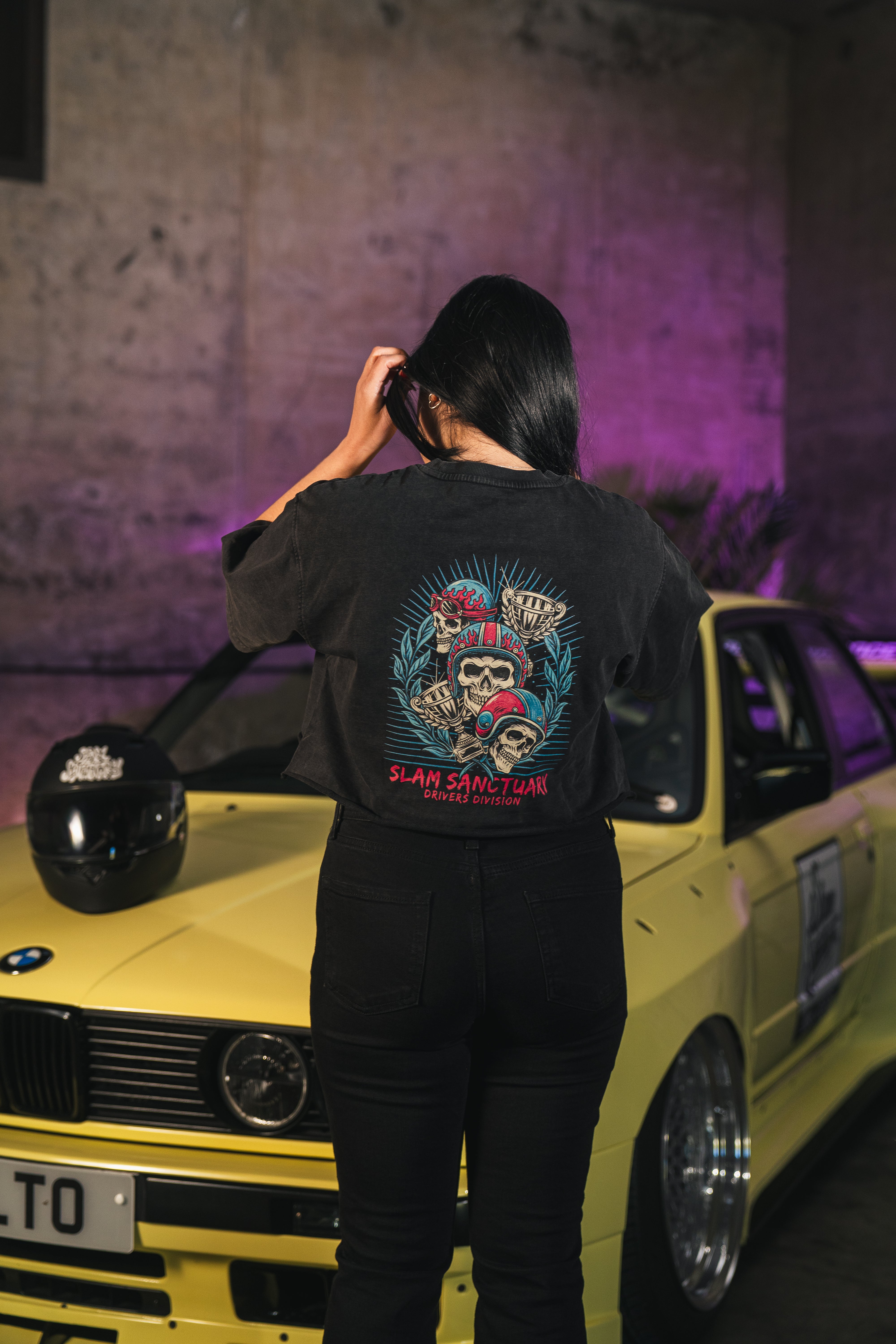 TROPHY CROP T-SHIRT - WASHED BLACK