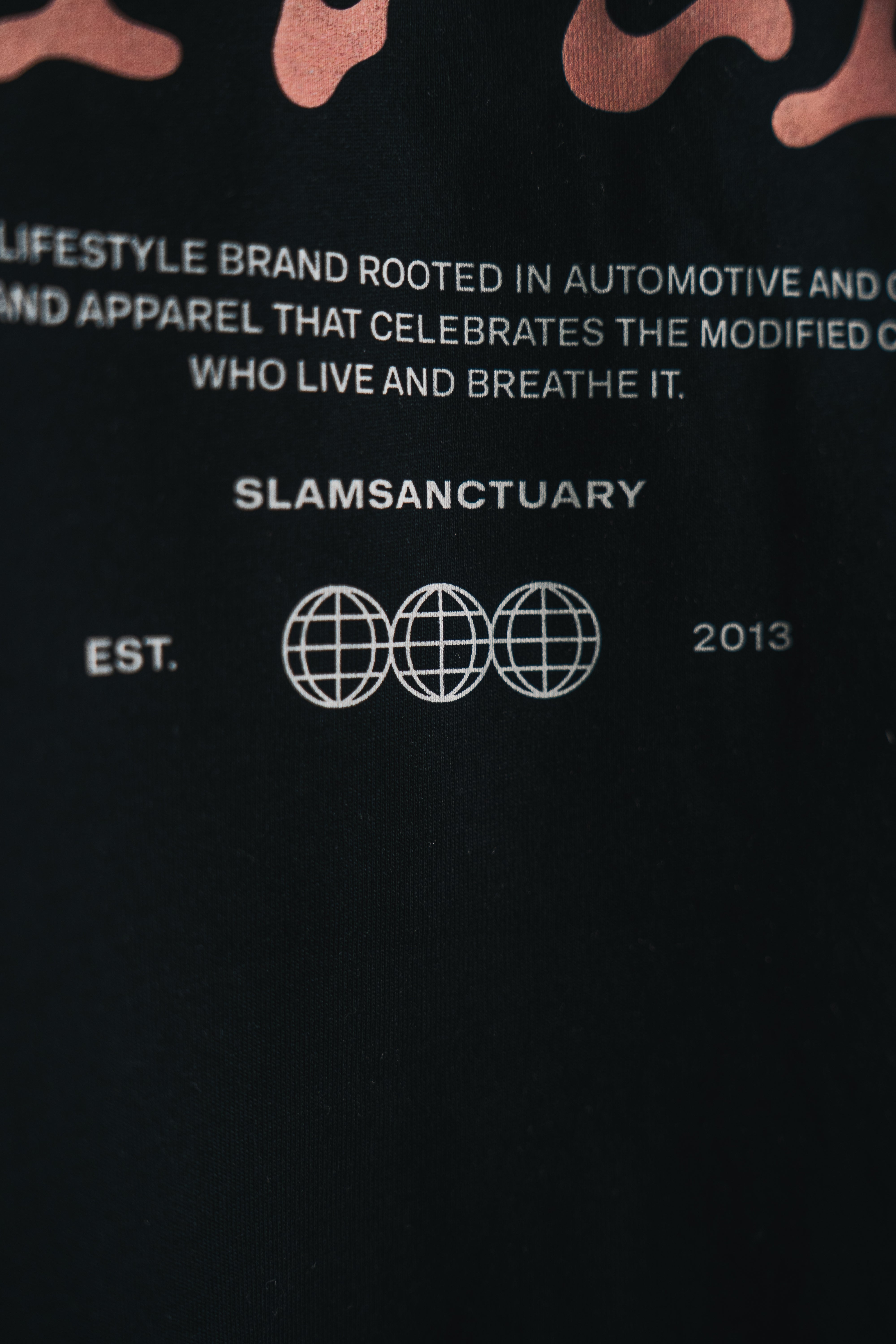 UNIVERSE T-SHIRT - BLACK