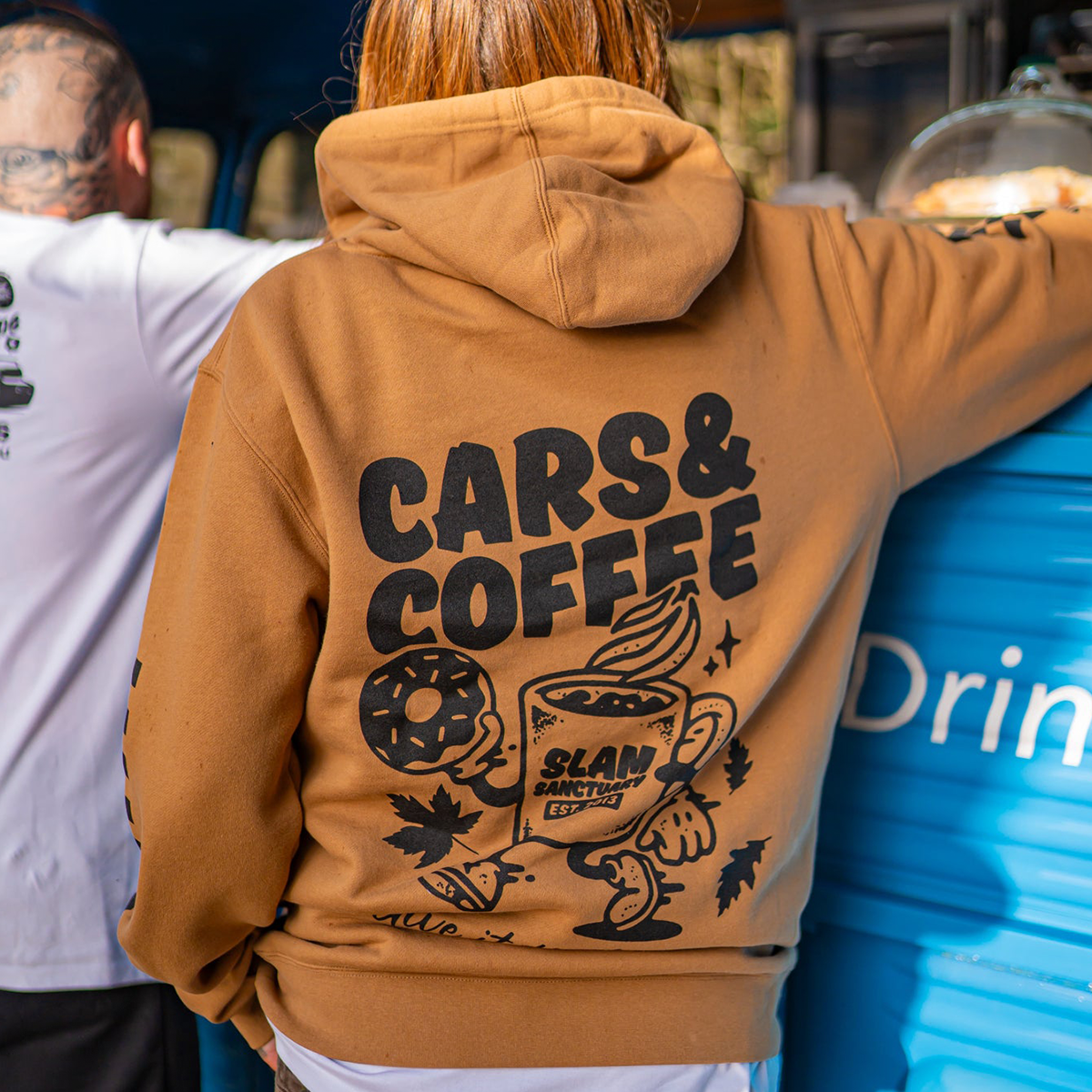 CARS & COFFEE HOODIE - SAND BROWN