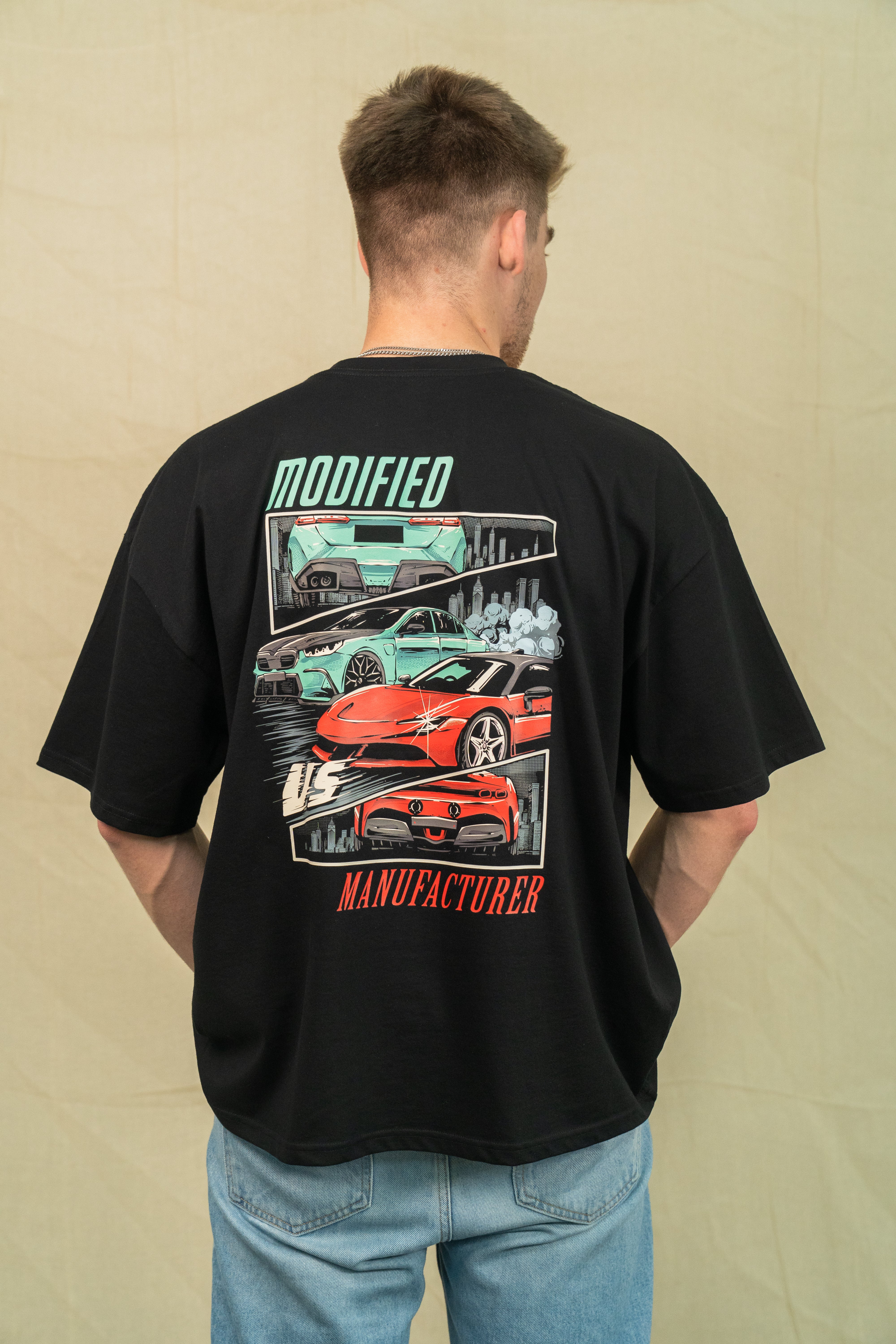 CARWOW BUILT VS BOUGHT T-SHIRT - BLACK