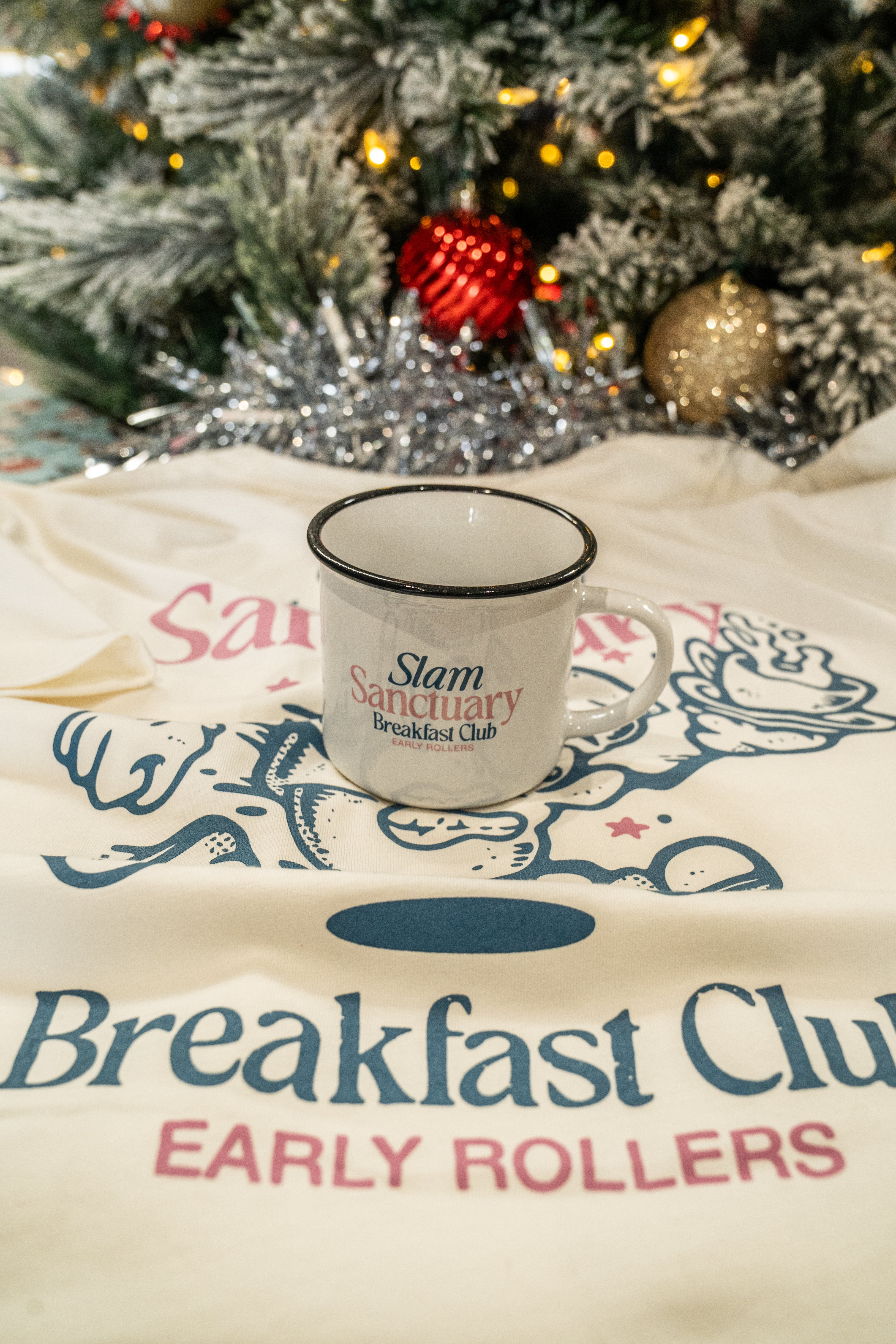 BREAKFAST CLUB T-SHIRT & MUG GIFT SET