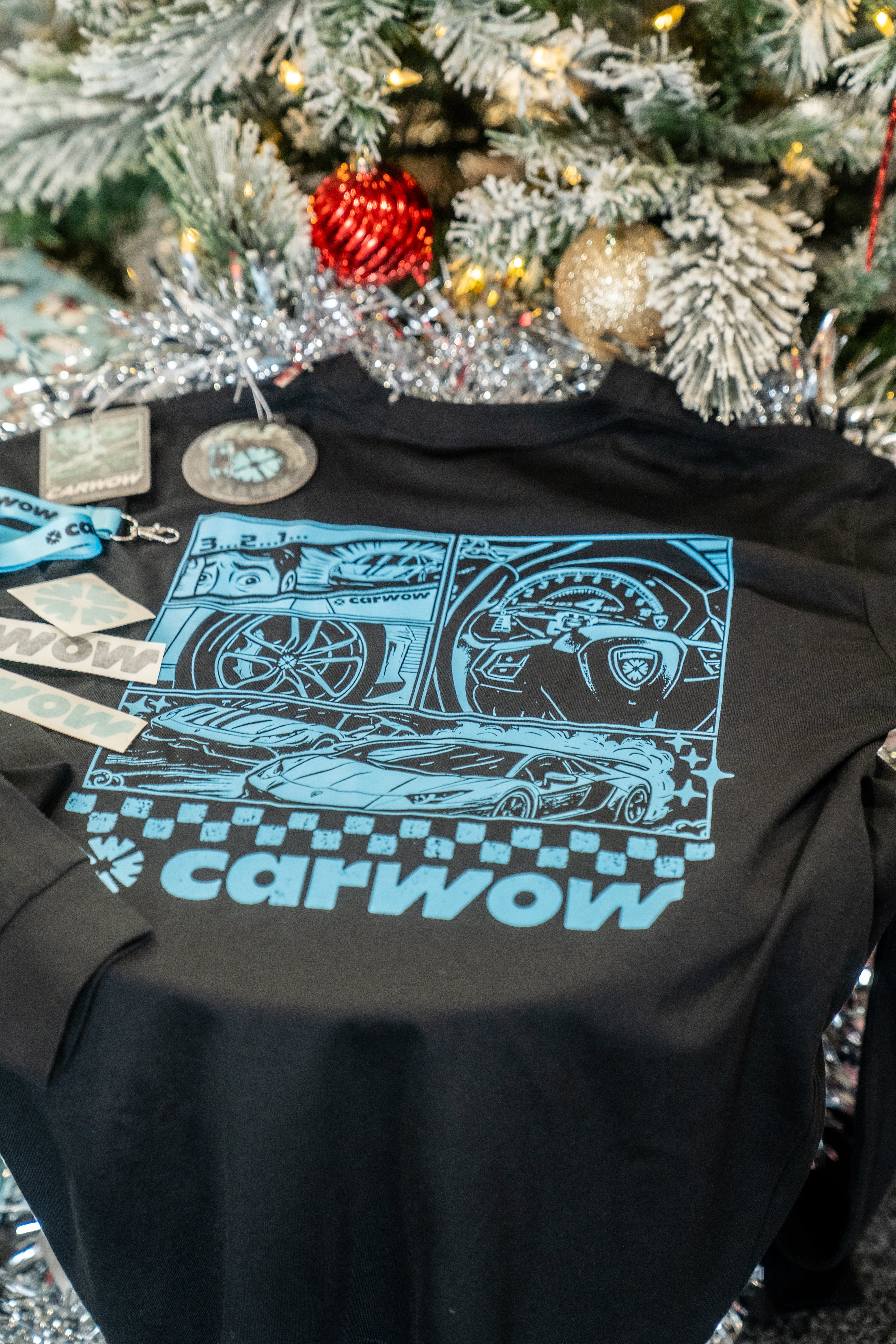 CARWOW 1/4 MILE MASTERS LONG SLEEVE T-SHIRT GIFT SET