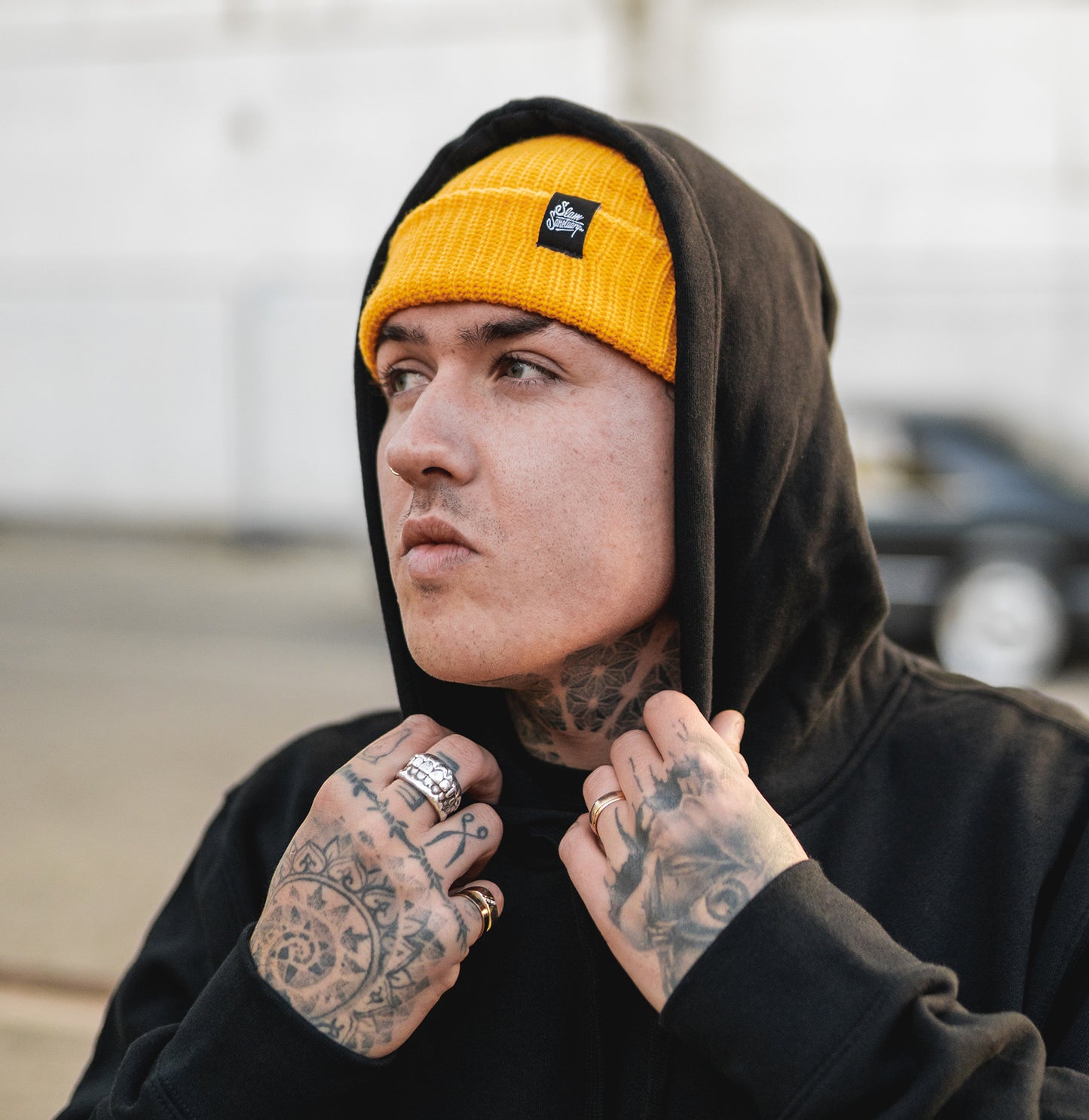 ESSENTIAL BEANIE - YELLOW