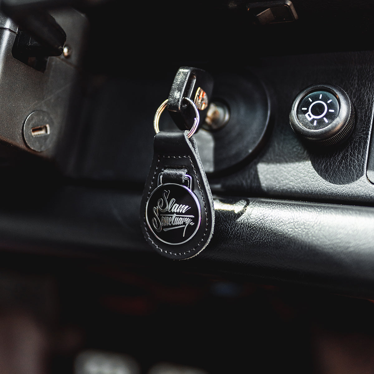 Dealer key fob